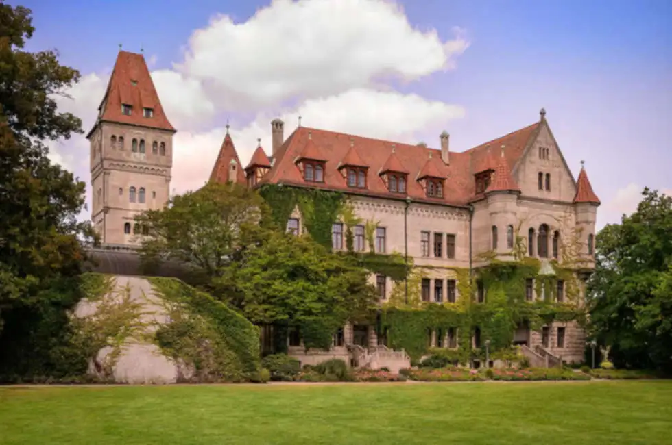 Faber Castell S Castle