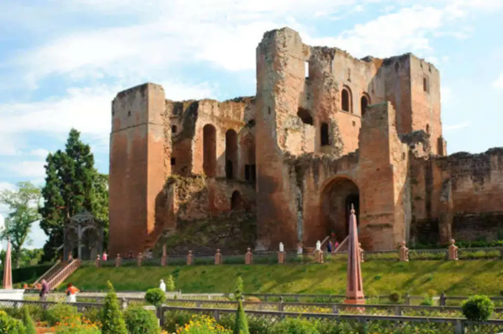 Kenilworth Castle